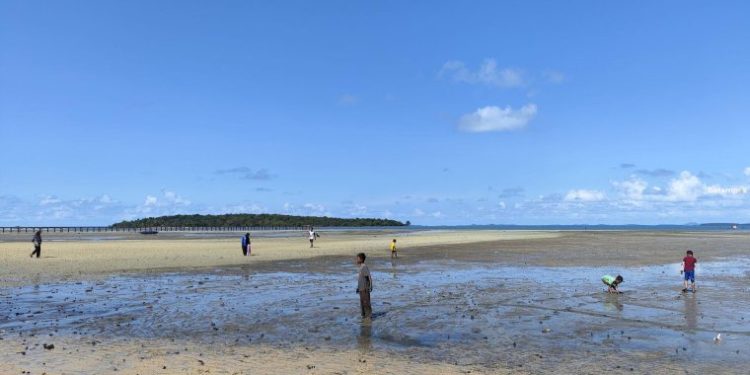 Pantai Gaseng Tanjungpinang, Destinasi Wisata Favorit Akhir Pekan di Dalam Kota
