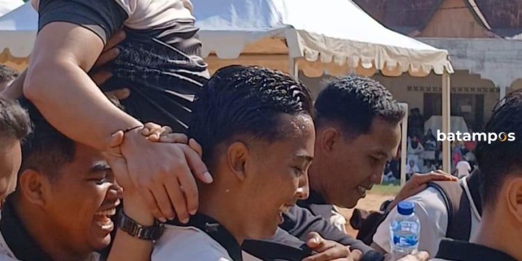 Jalan Santai HUT Bhayangkara di Anambas Dipenuhi Momen Haru dengan Pamitnya AKBP Raden Ricky