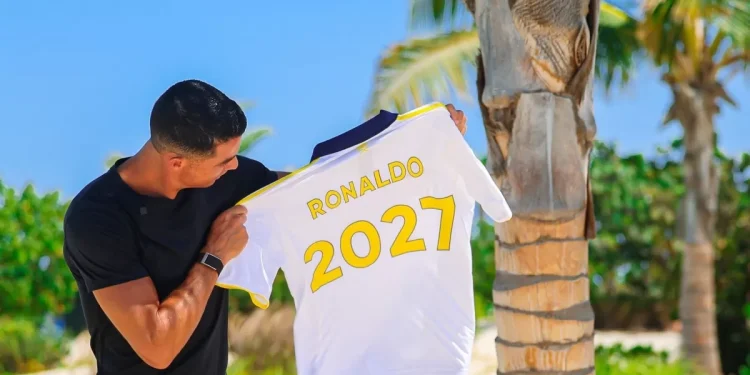 Cristiano Ronaldo Perpanjang Kontrak di Al Nassr Sampai Usia 42 Tahun Olahraga