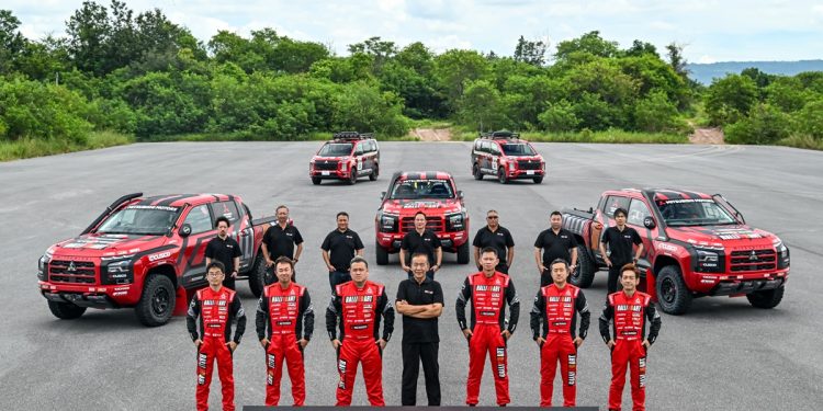 Tim Ralliart dengan Tiga Mobil Reli Triton Berpartisipasi di Asia Cross Country Rally 2025