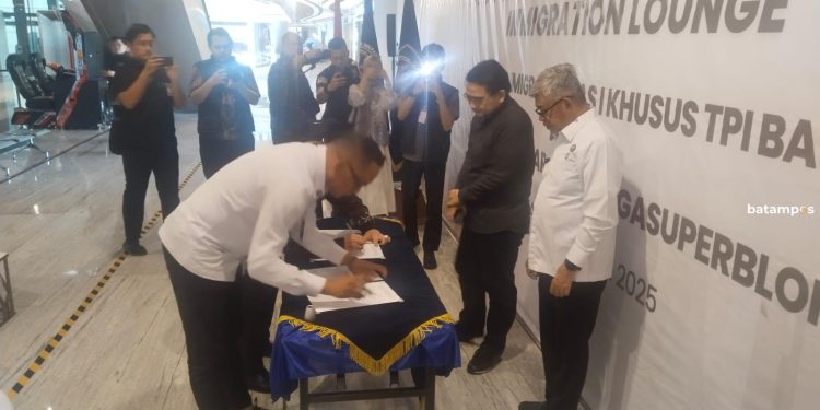 Percepat Layanan, Imigrasi Batam Hadirkan Lounge Imigrasi di Pollux