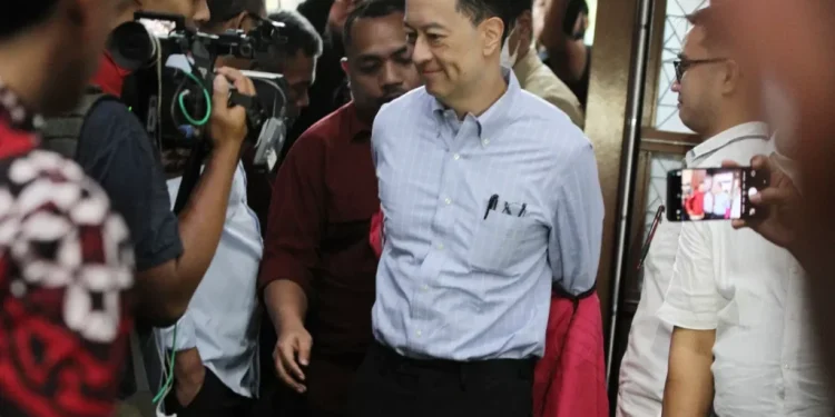 Eks Mendag Tom Lembong Dijatuhi Hukuman 4,5 Tahun dan Denda Rp 750 Juta