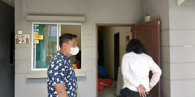 Wanita Paruh Baya Ditemukan Tewas di Kontrakan dengan Jasad Membengkak dan Membusuk