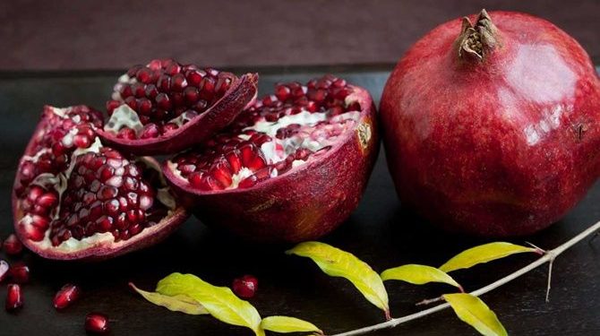 3 Manfaat Buah Delima untuk Kecantikan yang Wajib Diketahui Perempuan