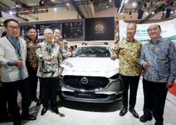 Kunjungan Menteri Perindustrian Republik Indonesia di GIIAS 2025 oleh Mazda Indonesia