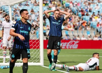 Inter Milan Diledek Usai Kalah 0-2 dari Fluminense
