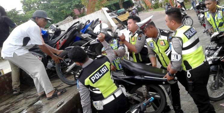 Razia Besar Dua Pekan Sasar Pengendara Di Bawah Umur dan Pengguna Ponsel