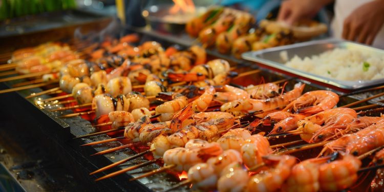Harris Hotel Batam Center Hadirkan Promo Flare dan Flavour BBQ Mulai 12 Juli