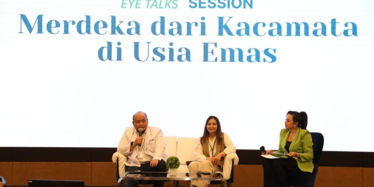 Bebas Kacamata di Usia Emas dengan Prosedur RLE untuk Produktivitas dan Kualitas Hidup Presbiopia