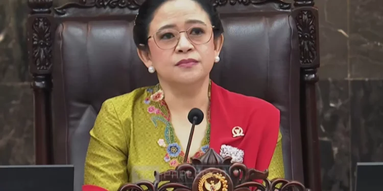 Pidato Sidang Tahunan Puan Singgung Fenomena Kabur Aja Dulu dan Indonesia Gelap