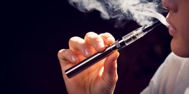 4 Kebiasaan Penyebab Remaja Rentan Jantung di Usia Muda Salah Satunya Nge-Vape