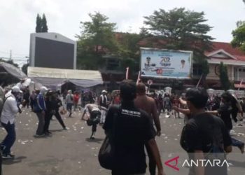 64 Korban Luka dalam Unjuk Rasa