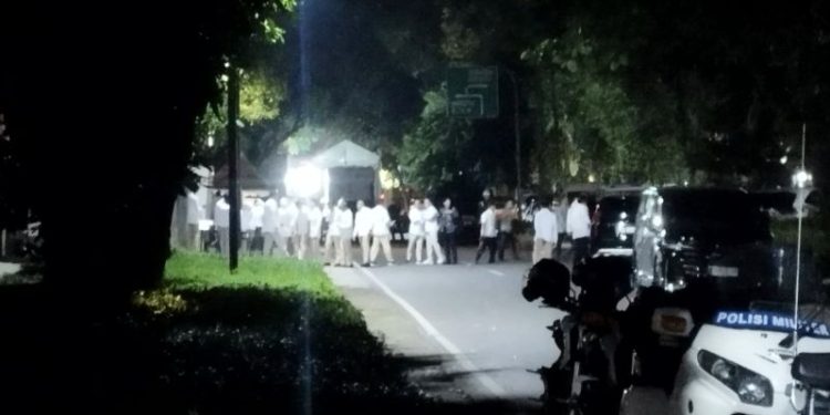 Anggota Fraksi Gerindra DPR Kunjungi Kediaman Prabowo