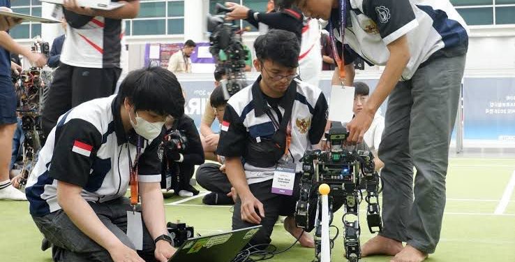Apresiasi Prestasi Anak Bangsa Peraih Medali Kontes Robotik Internasional