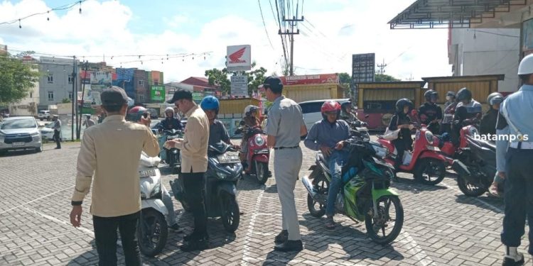 Target Pajak Kendaraan Tanjungpinang Baru 60 Persen, Samsat Lakukan Razia Aktif