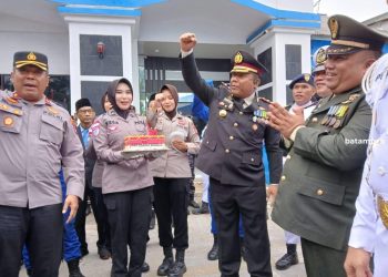 Kejutan Haru dari Polri dalam HUT ke-80 TNI di Anambas