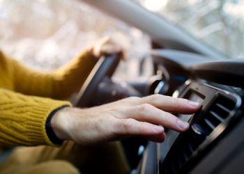 5 Cara Mudah Merawat Kondensor AC Mobil Agar Tetap Dingin dan Optimal