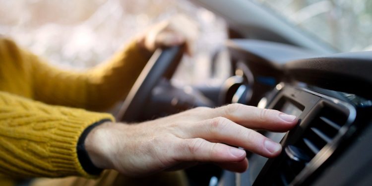 5 Cara Mudah Merawat Kondensor AC Mobil Agar Tetap Dingin dan Optimal