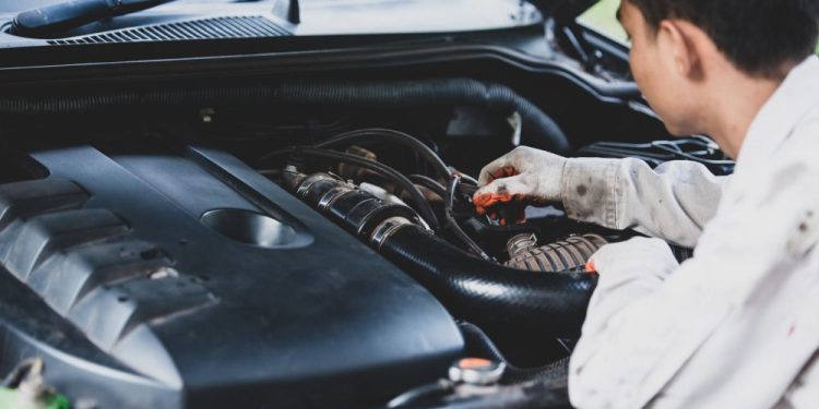7 Tips Merawat Mobil Agar Mesin Prima dan Awet yang Wajib Diketahui