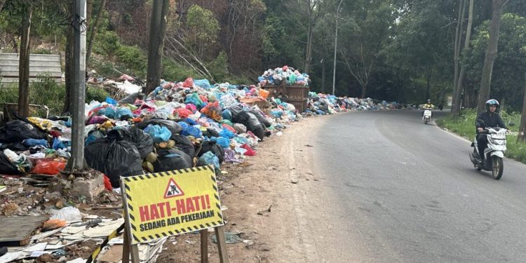 Lapor Wali, Jalan Tanjung Riau Dipenuhi Sampah