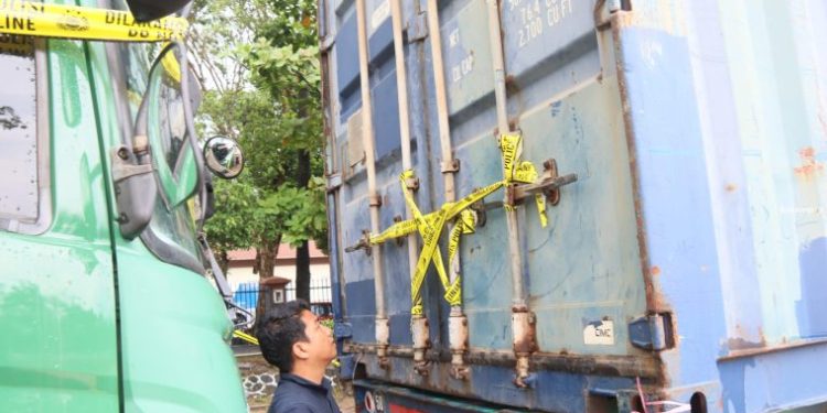 Polisi Meminta Keterangan BC Batam Mengenai Penangkapan Barang Bekas