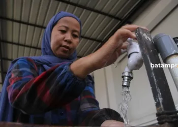 Pemeriksaan dan Flushing Air Keruh Dua Bulan untuk Pelanggan di Perumahan KDA