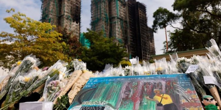 Hong Kong Bentuk Komite Independen Selidiki Kebakaran di Tujuh Apartemen yang Tewaskan 150 Orang