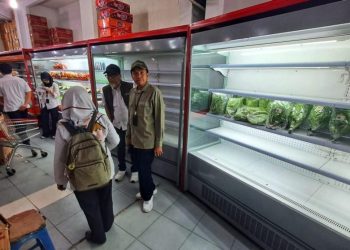 Pasokan Terhambat, Stok Bahan Pokok di Swalayan Tanjunguban Mulai Habis