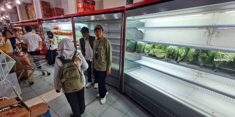 Pasokan Terhambat, Stok Bahan Pokok di Swalayan Tanjunguban Mulai Habis