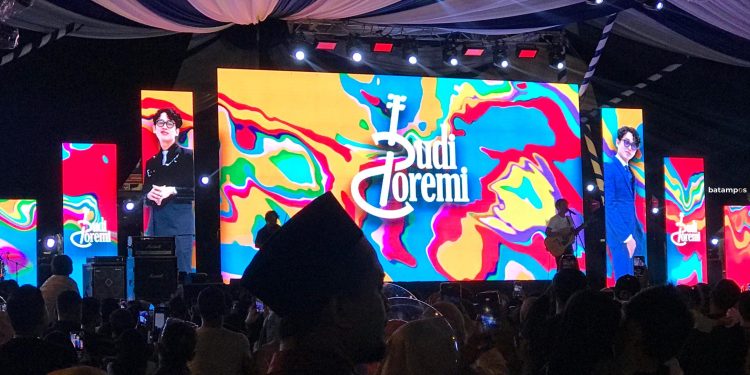 Budi Doremi Menghibur Warga Batam dalam HUT ke-196