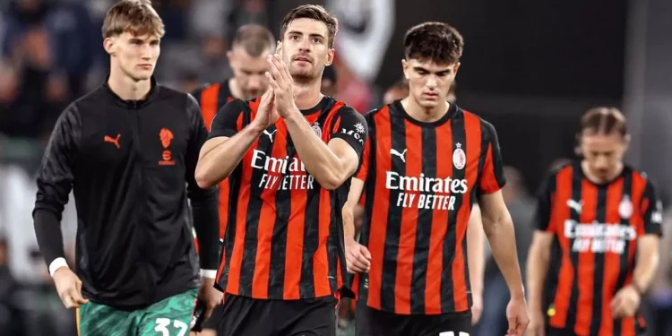 Bawa AC Milan ke Puncak Klasemen, Rafael Leao Sebut Timnya di Jalur yang Tepat