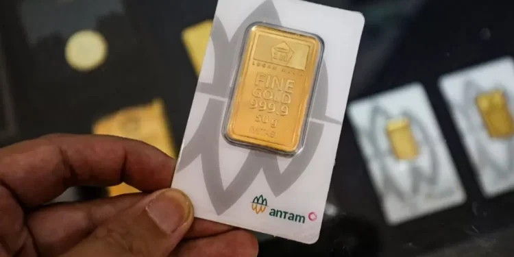 Harga Emas Melonjak Cetak Rekor Baru dan Penyebabnya