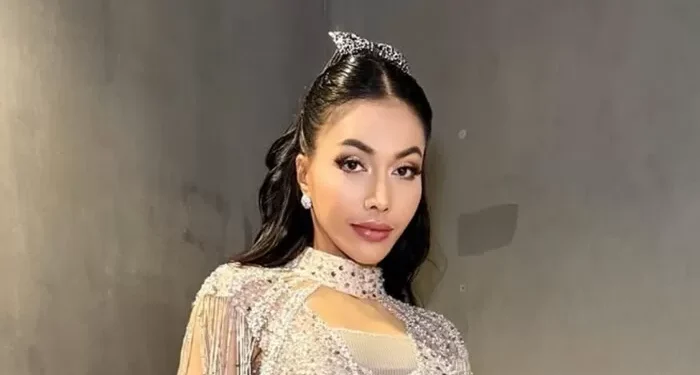 Denada Akui Ressa Rizky Rosano Sebagai Anak Kandung