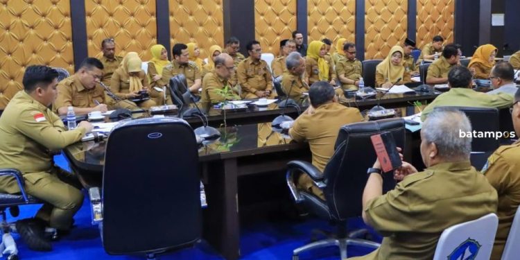 Rapat Perdana 2026 Bupati Bintan Tekankan ASN Tingkatkan Kecepatan Pelayanan