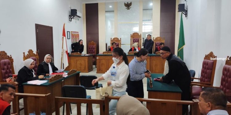 Panggilan Saksi Melalui WhatsApp Menjadi Sorotan Hakim PN Tanjungpinang Kejari Memberikan Penjelasan