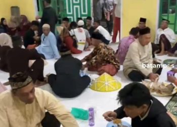Tradisi Isra Mi’raj di Lingga, Warga Kampung Suak Rasau Berdoa dan Makan Bersama