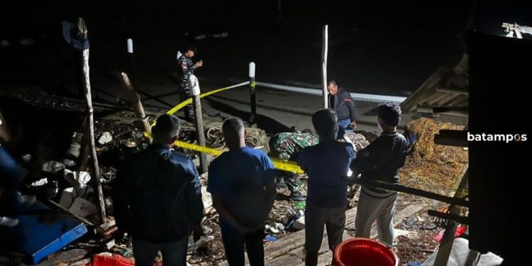 Benda Mencurigakan Diduga Ranjau Laut Menggegerkan Warga Teluk Sebong