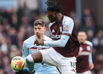 Aston Villa Tumbang dari Brentford meski Unggul Jumlah Pemain