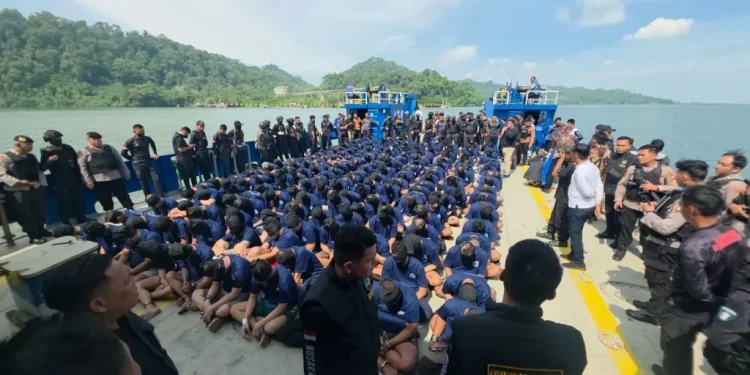 Narkoba Harga Mati Ditjenpas Isolasi 2189 Napi Berisiko Tinggi ke Nusakambangan