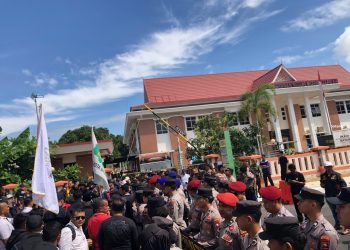 Gugatan Rasa Adil IKSB Batam di Pengadilan Metropolis