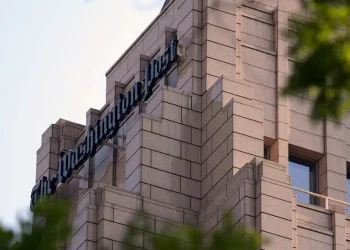 CEO Washington Post Mundur di Tengah Gelombang Pemecatan Karyawan
